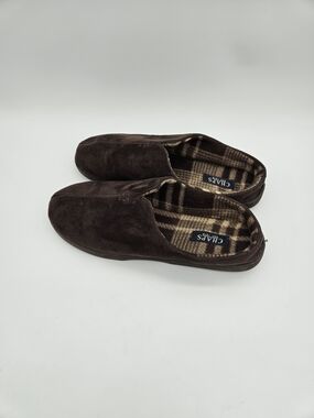 Chaps Men's Dark Brown Suede-Style Slip-On Slippers Size 11-12